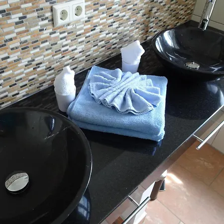 Pension Ramos Leipzig * Λειψία